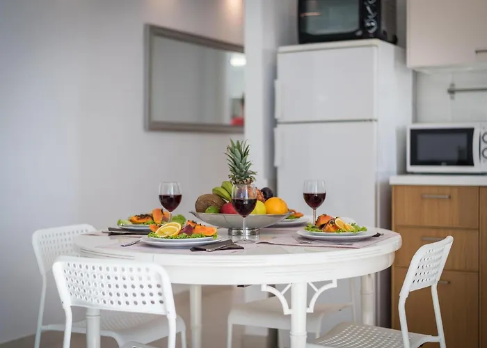 8d. Modern Flat In Americas * 美洲海滩